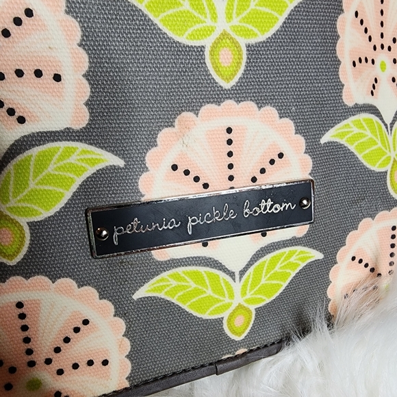 Petunia Pickle Bottom IPAD sleeve, grey with green and pink floral, like new - Picture 5 of 5